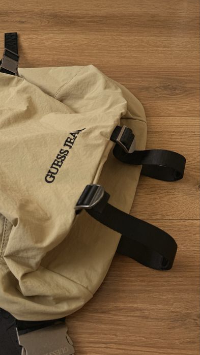 Рюкзак Guess Jeans