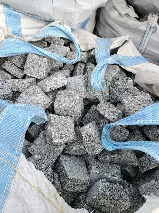 Бруківка гранітна 10х10х5 габро, покост, лізник. Шашка