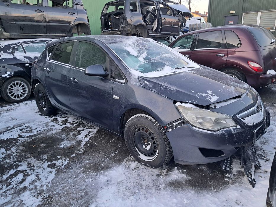 2009 Opel Astra J 1.7 CDTI A17DTJ 110 KM Silnik Skrzynia części