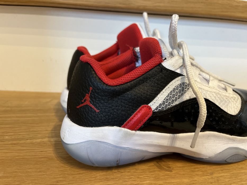 Buty AIR JORDAN 11 CMFT low 36,5