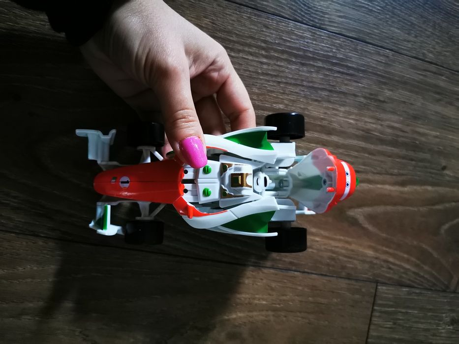 Autko-robot, transformers