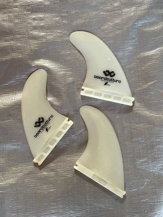 PRANCHA SURF MALIBU POPOUT (BOARDCULTURE) 7.6 tri fin a precisar de um novo dono!