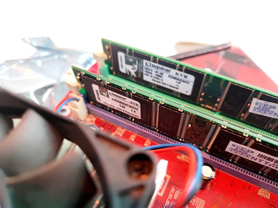 RETRO Płyta główna MSI K7N2 nForce 2 AMD AthlonXP 2500+ Barton 1GB RAM