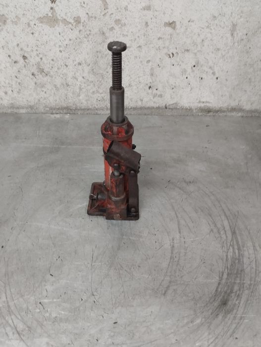 Vendo macaco hidráulico