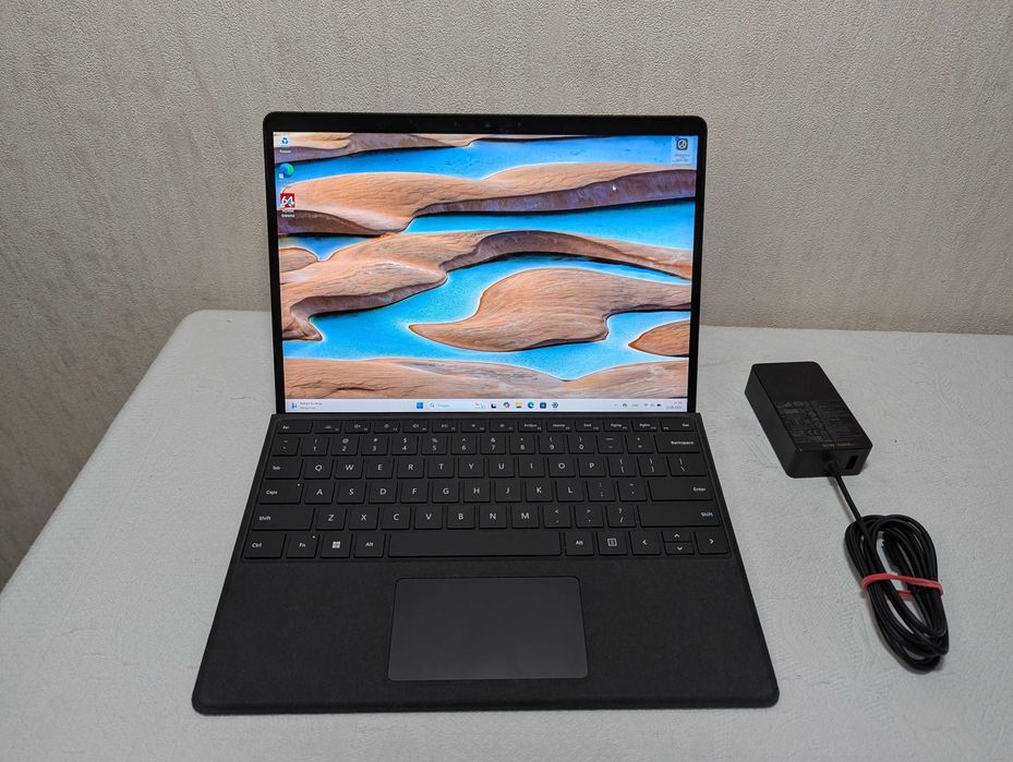 Surface windows8 pro ジャンク Surface windows 8 pro ドッキングステーション ジャンク - メルカリ