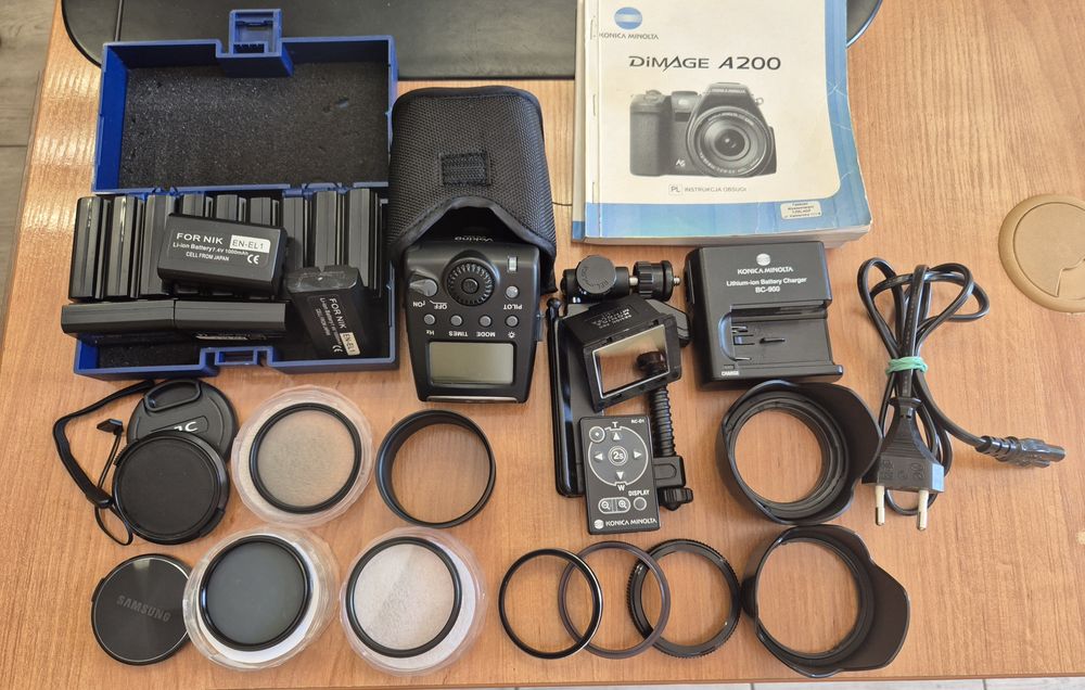 Aparat mostkowy,  Aparat kompaktowy Konica Minolta DIMAGE A200