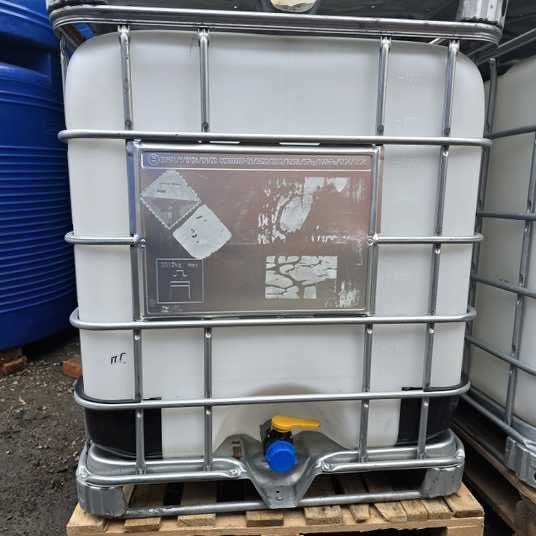 Продаю емкость Еврокуб. Обьем 1000 л.