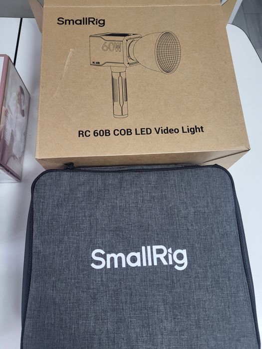Постоянный свет SmallRig RC 60B COB LED Video Light