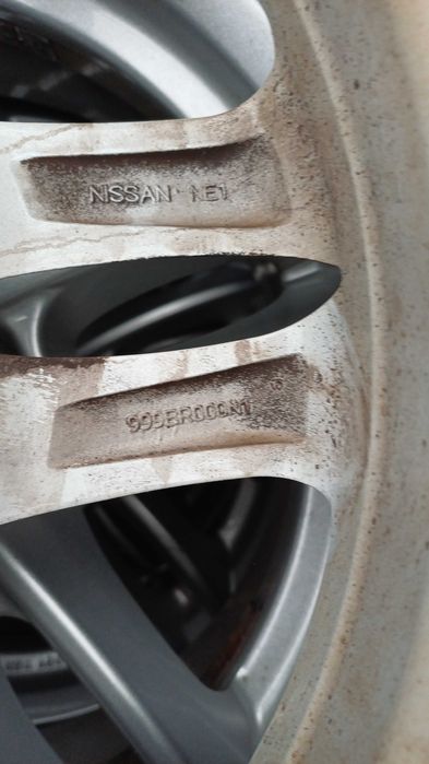 Koła felgi aluminiowe Nissan 5x114,3 16" TPMS