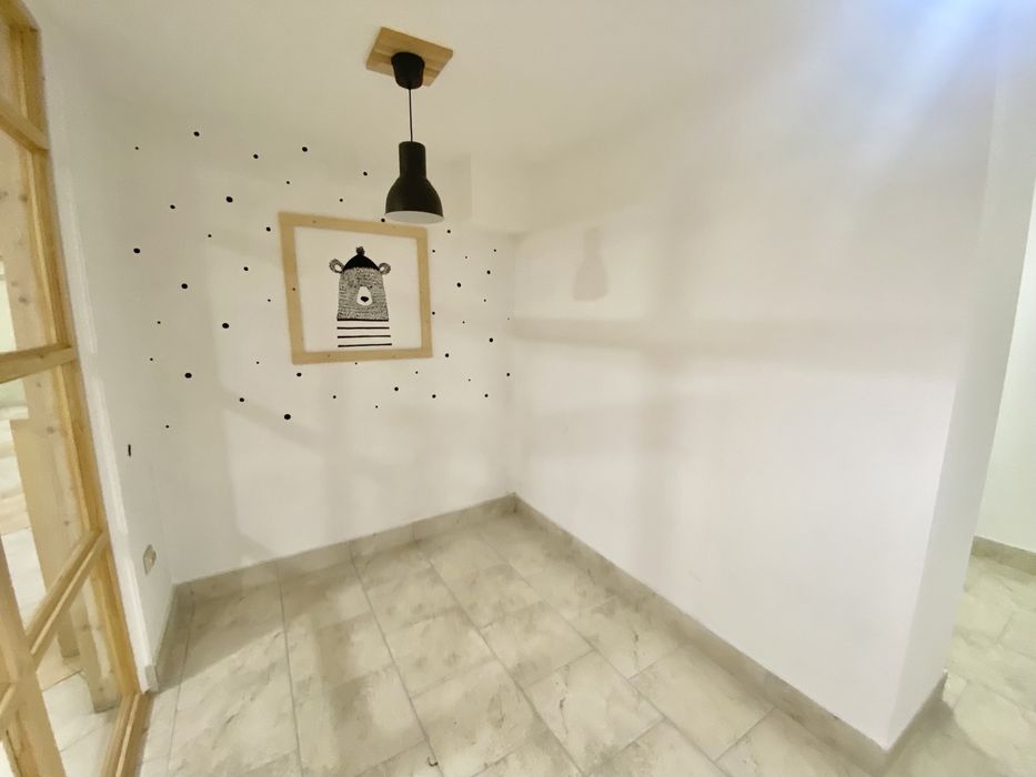 Продається комерційне приміщення.Терміново! 354 м². Офіси. ТЦ. 550$/м²