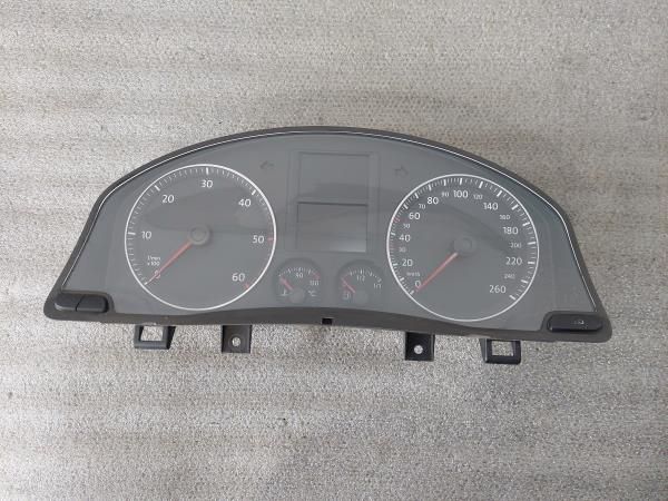 Quadrante / painel de instrumentos VOLKSWAGEN Golf V (1K1)