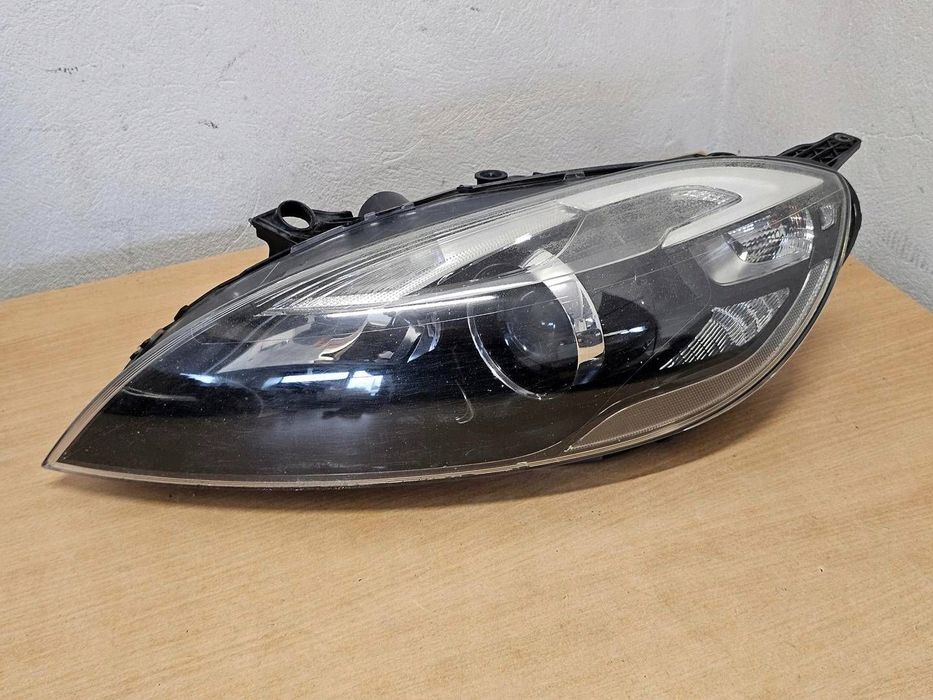 Reflektor lewy xenon Abl volvo V40 2012--2017 anglik 3142.0009