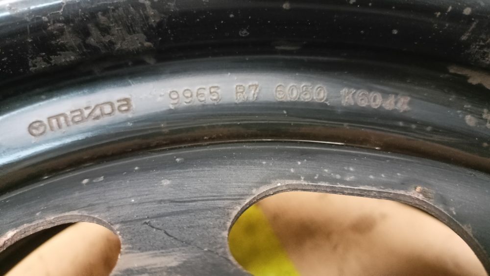 Mazda felga 15 cali 4 szpilki