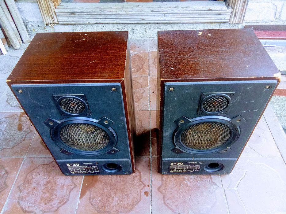 Продам акустику радиотехника S-30