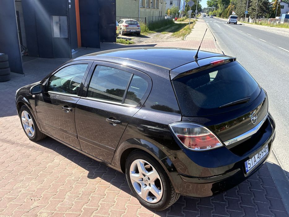 Opel astra rok 2007 poj 1.6 przeb 164 tys super stan