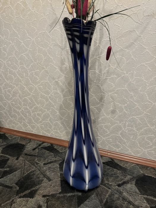 Ваза на підлогу (висока)