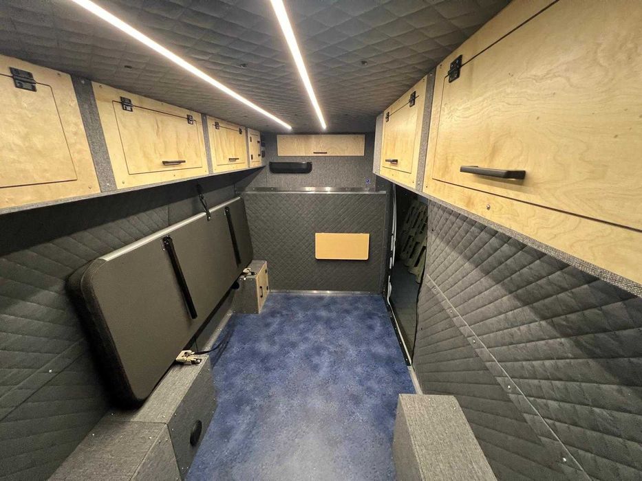 Indywidualne zabudowy busów, przeróbki pod hobby, pracę, podróże