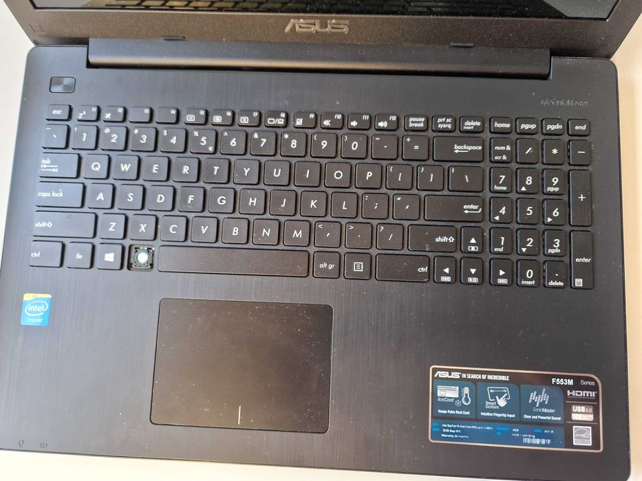Laptop Asus F553M