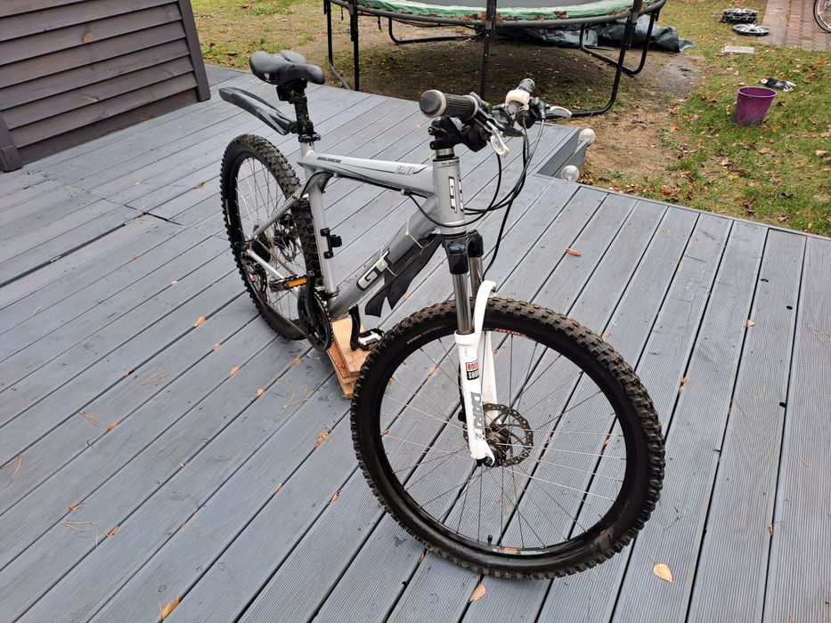 Rower górski GT Avalanche 2.0 hydraulika, Shimano SLX, Rockshox