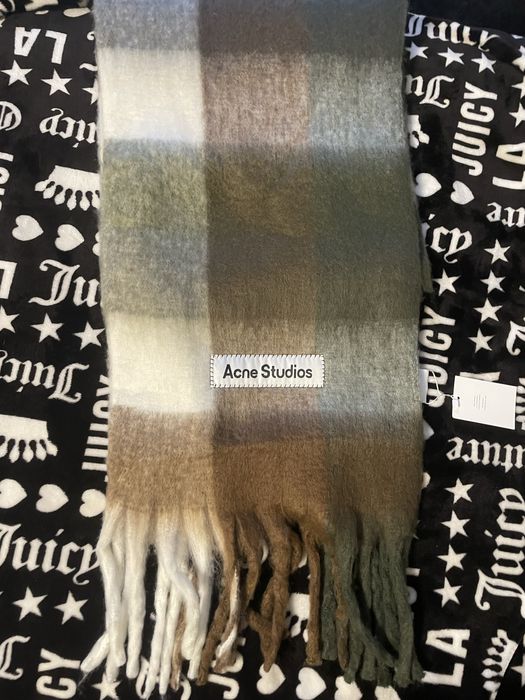 Szalik Acne Stdudios