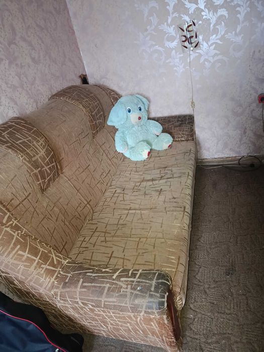 Продам диван б/у