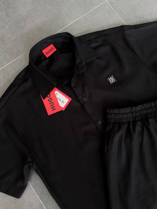 Чоловічий костюм з льону hugo boss