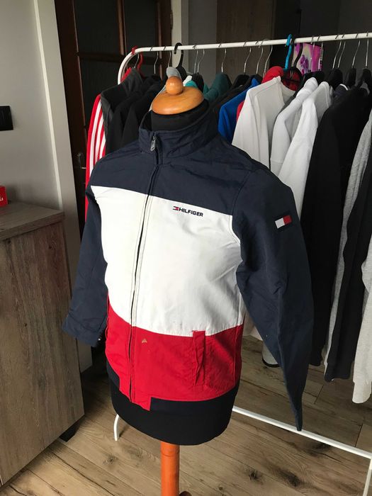 Kurtka lekka Tommy Hilfiger na zamek rozm. S