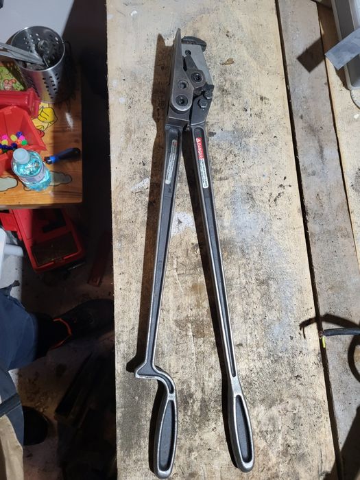 Nożyce do taśmy stalowej SIGNODE CU-25 – sprawne, solidne