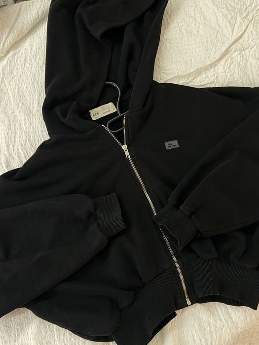 Худі українського бренду АСЕ