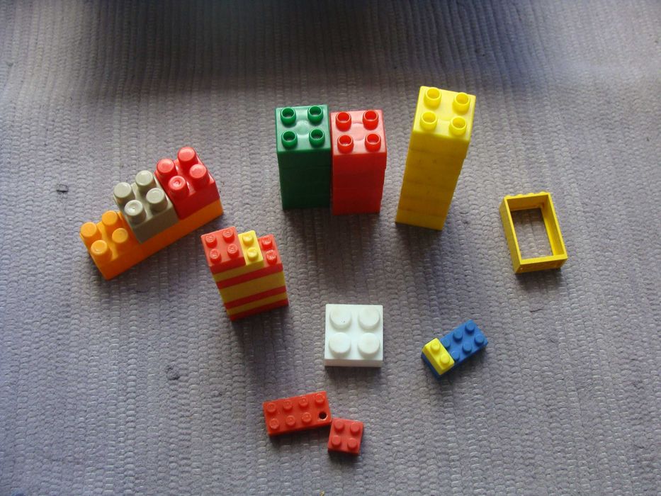 Diferentes Conjuntos de Blocos de Construção