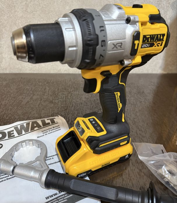 Dewalt DCD1007 Ударний дриль