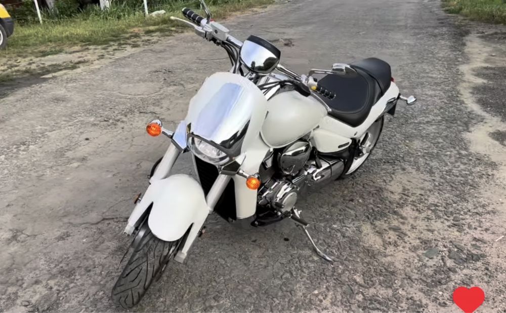 Suzuki Boulevard m109r