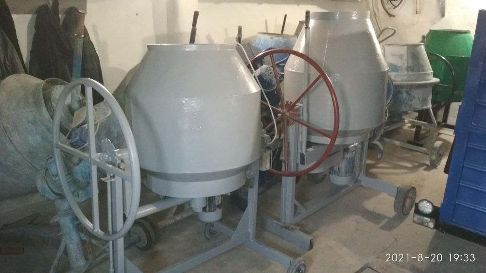 Оренда бетономішалка,бетономешалка,глубинний вібратор,вибратор бетона