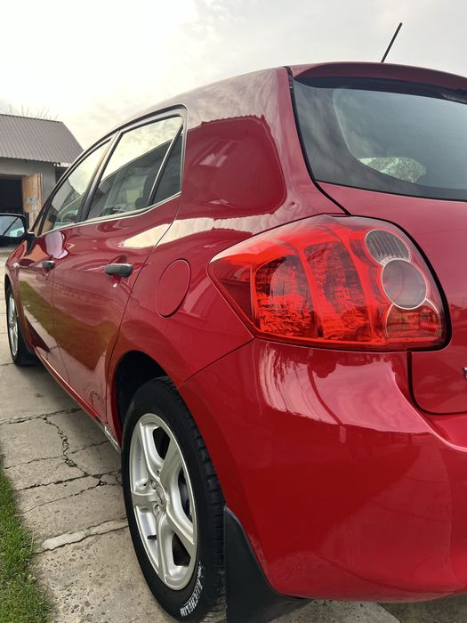 Toyota Auris 2008 1.4 дизель!