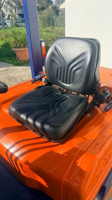 Empilhador Toyota Triplex Diesel