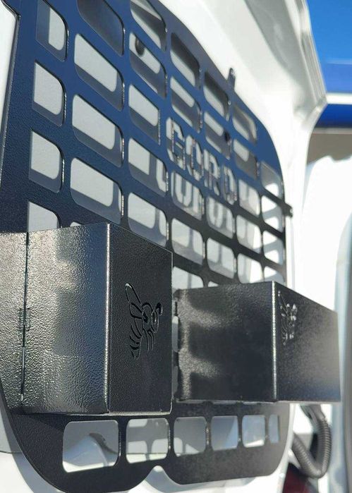 Металева перфорація в авто
