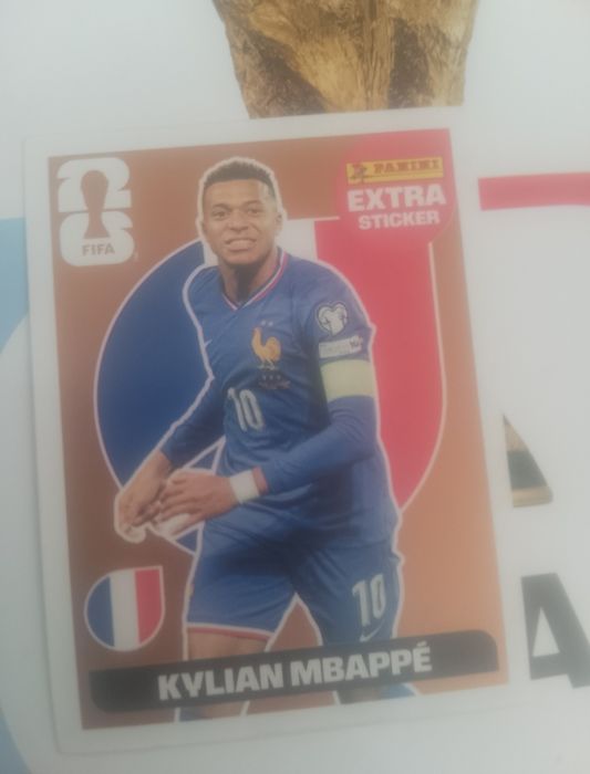 Extra sticker mbappe  bronze
