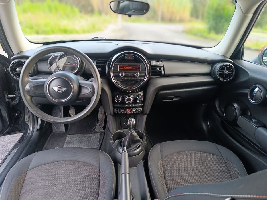 Mini cooper ONE Diesel 2015 MT ESTIMADO