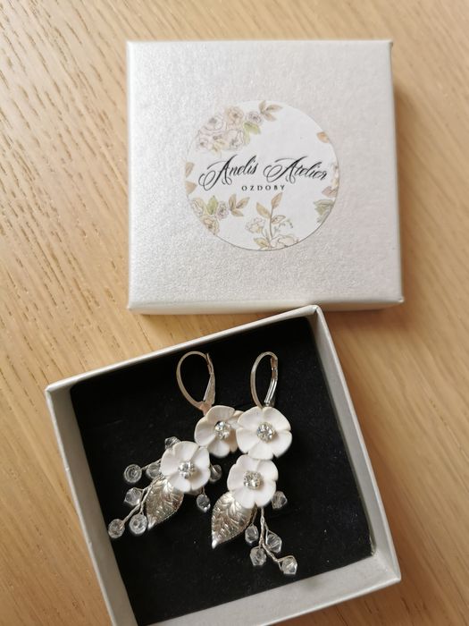 Kolczyki ślubne kwiatuszki
