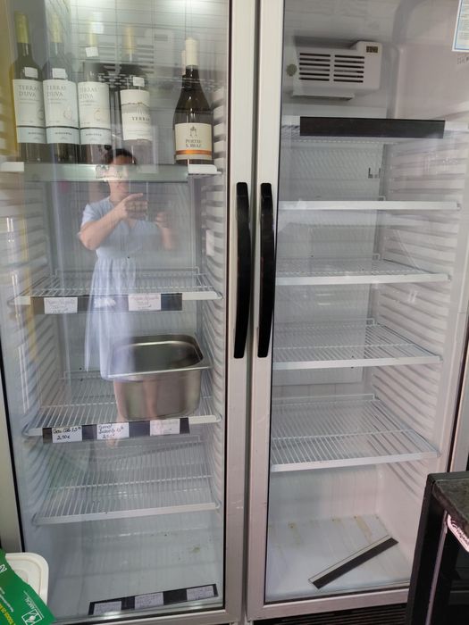 Recheio de churrasqueira e talho em óptimo estado.