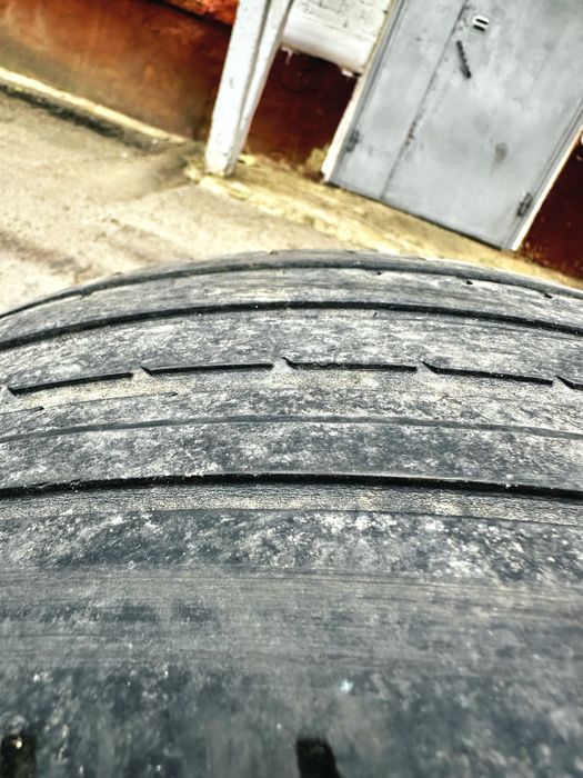 Літня гума GoodYear EfficientGrip R17 235/50