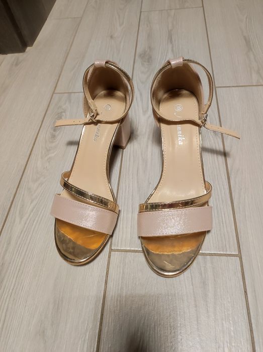 Buty damskie sandały