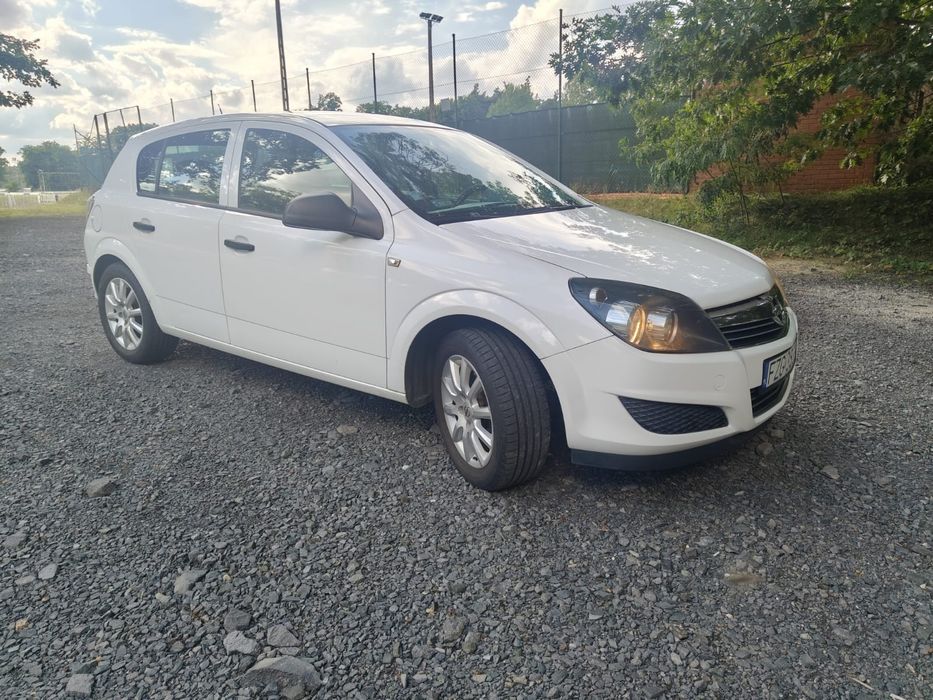 Opel Astra H, rok 2010, 1.4, benzyna
