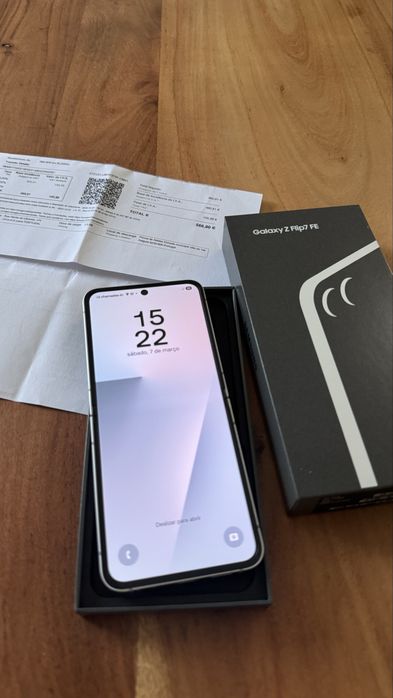 Samsung Galaxy Z Flip 7 FE