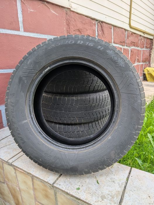Зимові колеса  VIKING  Win Tech  215/70 R16