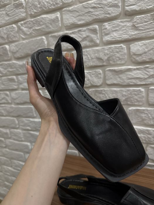 Damskie sandały czarne