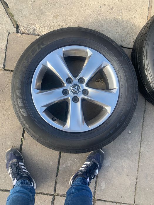 Шини Dunlop R17 225/65