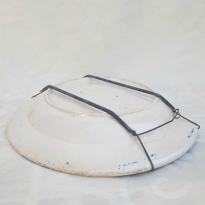 Prato de cerâmica para pendurar na parede