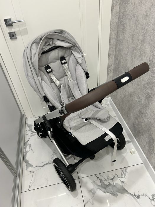 cybex balios s lux 2024