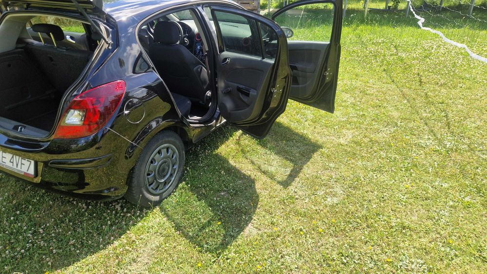 Opel Corsa D 2012r